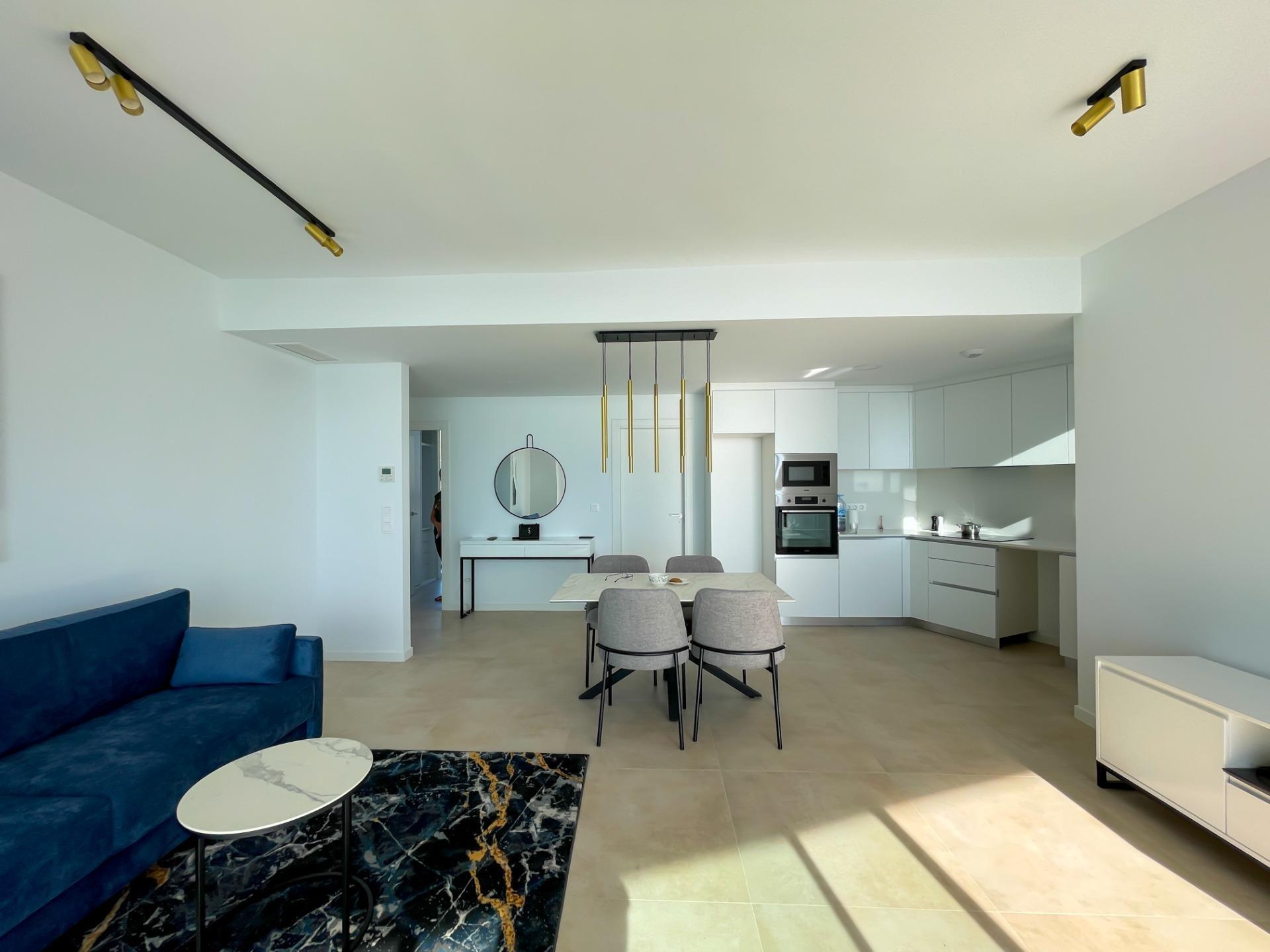 17-32-1 BRAND NIEUW ONTWERP-APPARTEMENT MET ZEEZICHTEN OP PONIËNTE BEACH, BENIDORM