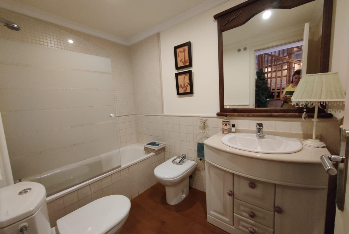 ESPECTACULAR APARTAMENTO DUPLEX EN LA CALA DE VILLAJOYOSA A 300M DE LA PLAYA