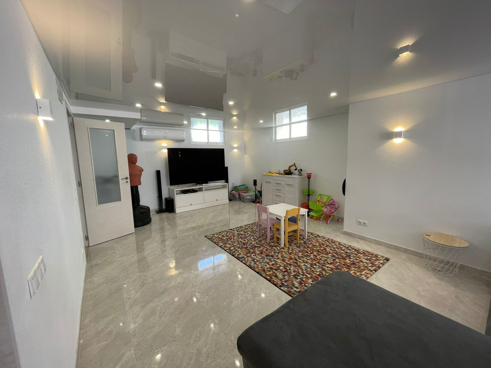 REFORMED HOUSE IN ORIHUELA COSTA! 3 BEDROOMS. BATHROOMS. SAUNA AND PRIVATE POOL.