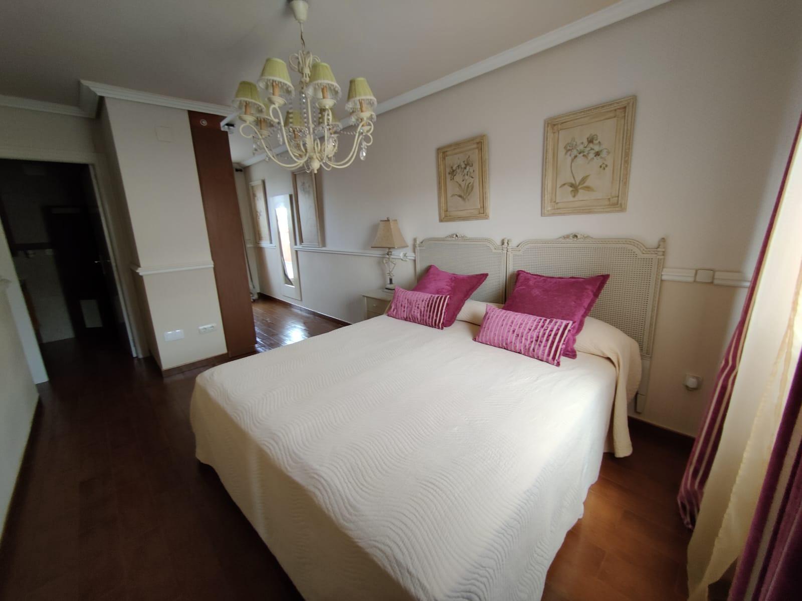 ESPECTACULAR APARTAMENTO DUPLEX EN LA CALA DE VILLAJOYOSA A 300M DE LA PLAYA