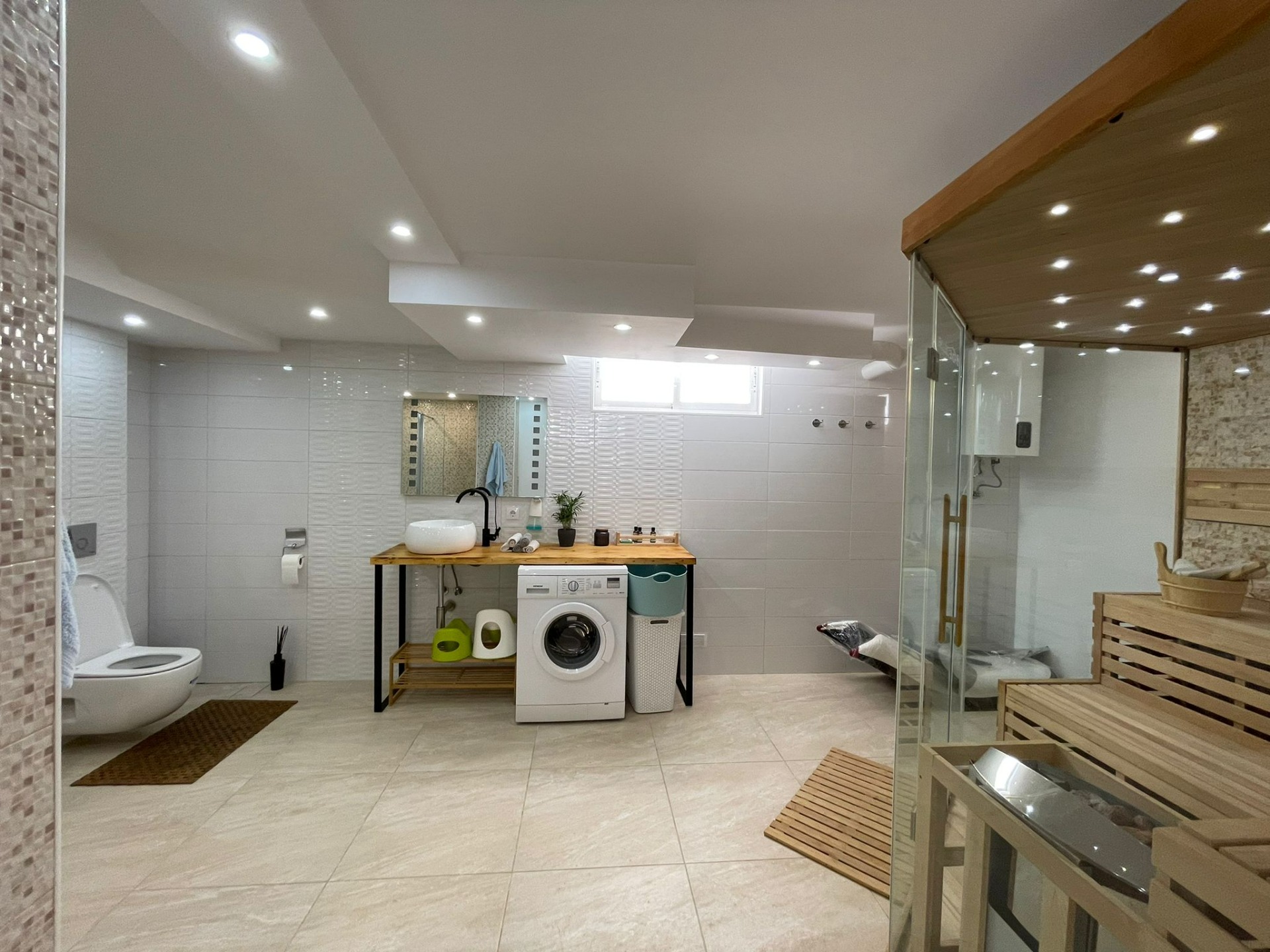 REFORMED HOUSE IN ORIHUELA COSTA! 3 BEDROOMS. BATHROOMS. SAUNA AND PRIVATE POOL.