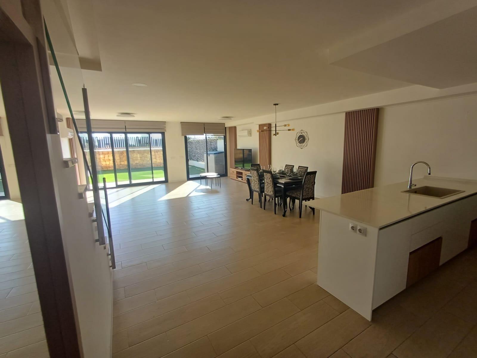 Duplex in de prestigieuze urbanisatie Campirroso Village, Finestrat