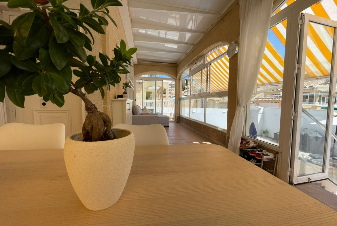 REFORMED HOUSE IN ORIHUELA COSTA! 3 BEDROOMS. BATHROOMS. SAUNA AND PRIVATE POOL.