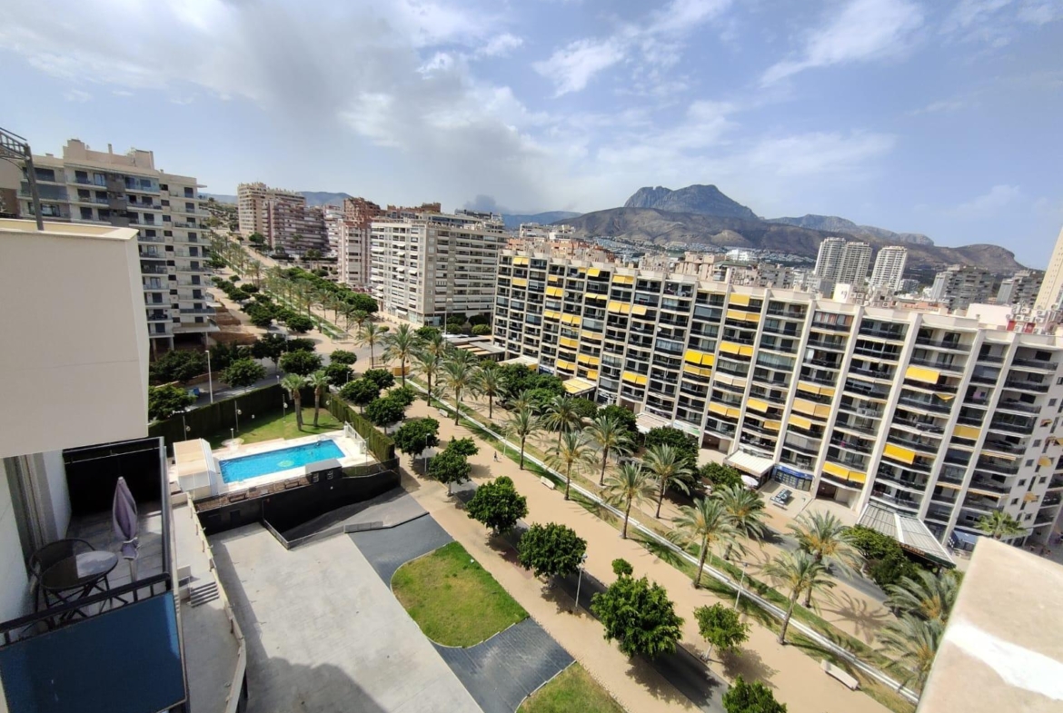 ESPECTACULAR APARTAMENTO DUPLEX EN LA CALA DE VILLAJOYOSA A 300M DE LA PLAYA