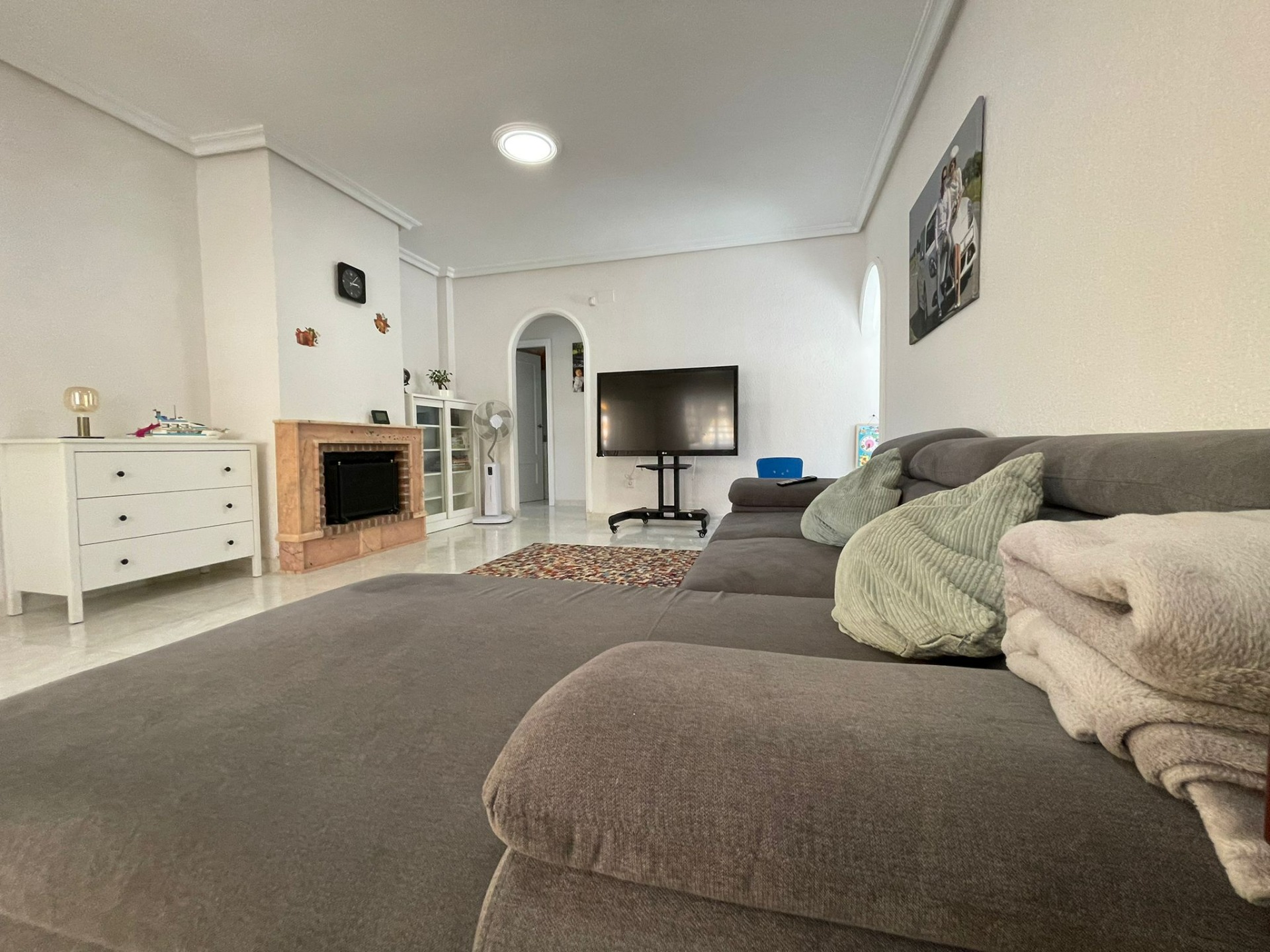 REFORMED HOUSE IN ORIHUELA COSTA! 3 BEDROOMS. BATHROOMS. SAUNA AND PRIVATE POOL.