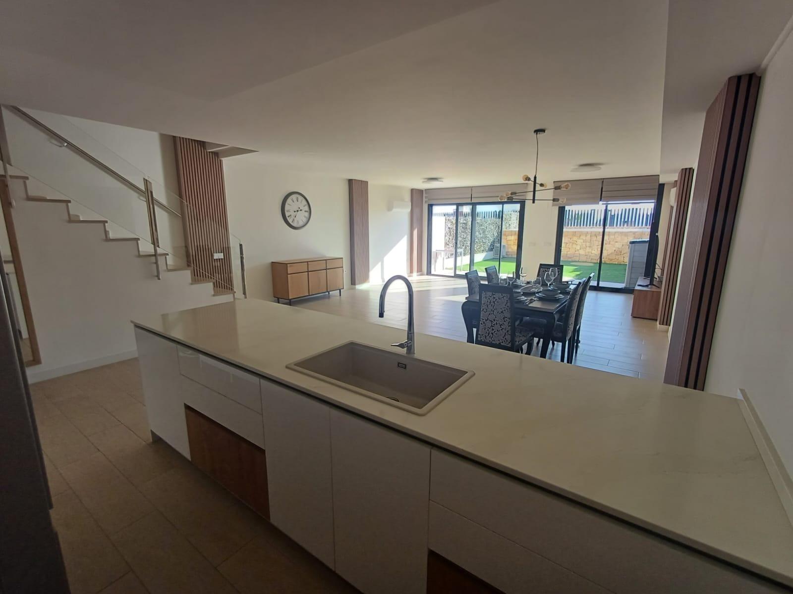 Duplex in de prestigieuze urbanisatie Campirroso Village, Finestrat