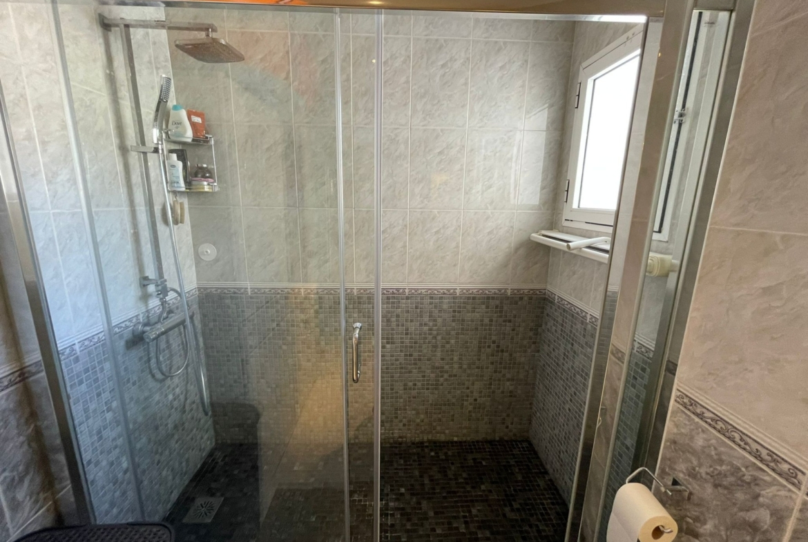 REFORMED HOUSE IN ORIHUELA COSTA! 3 BEDROOMS. BATHROOMS. SAUNA AND PRIVATE POOL.