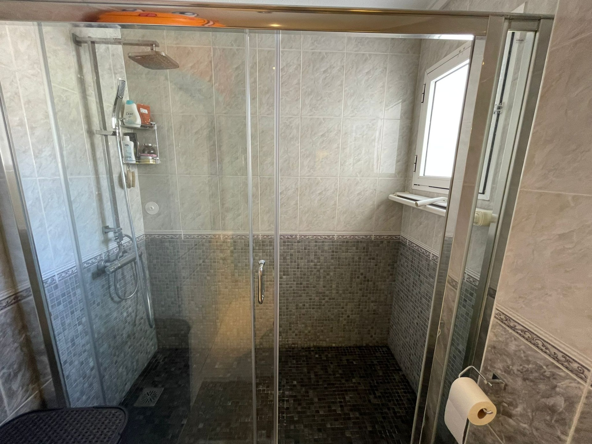 REFORMED HOUSE IN ORIHUELA COSTA! 3 BEDROOMS. BATHROOMS. SAUNA AND PRIVATE POOL.