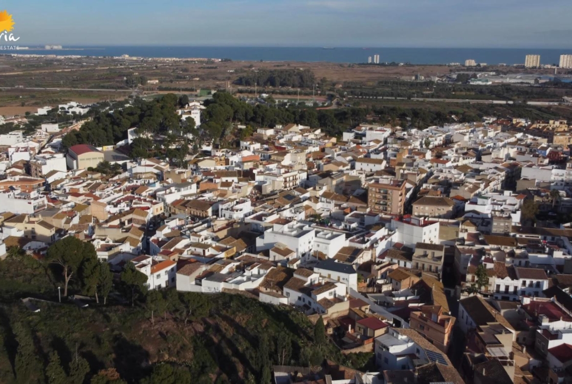EXCELENTE NUEVO COMPLEJO DE ADOSADOS EN PUIG DE SANTA MARIA