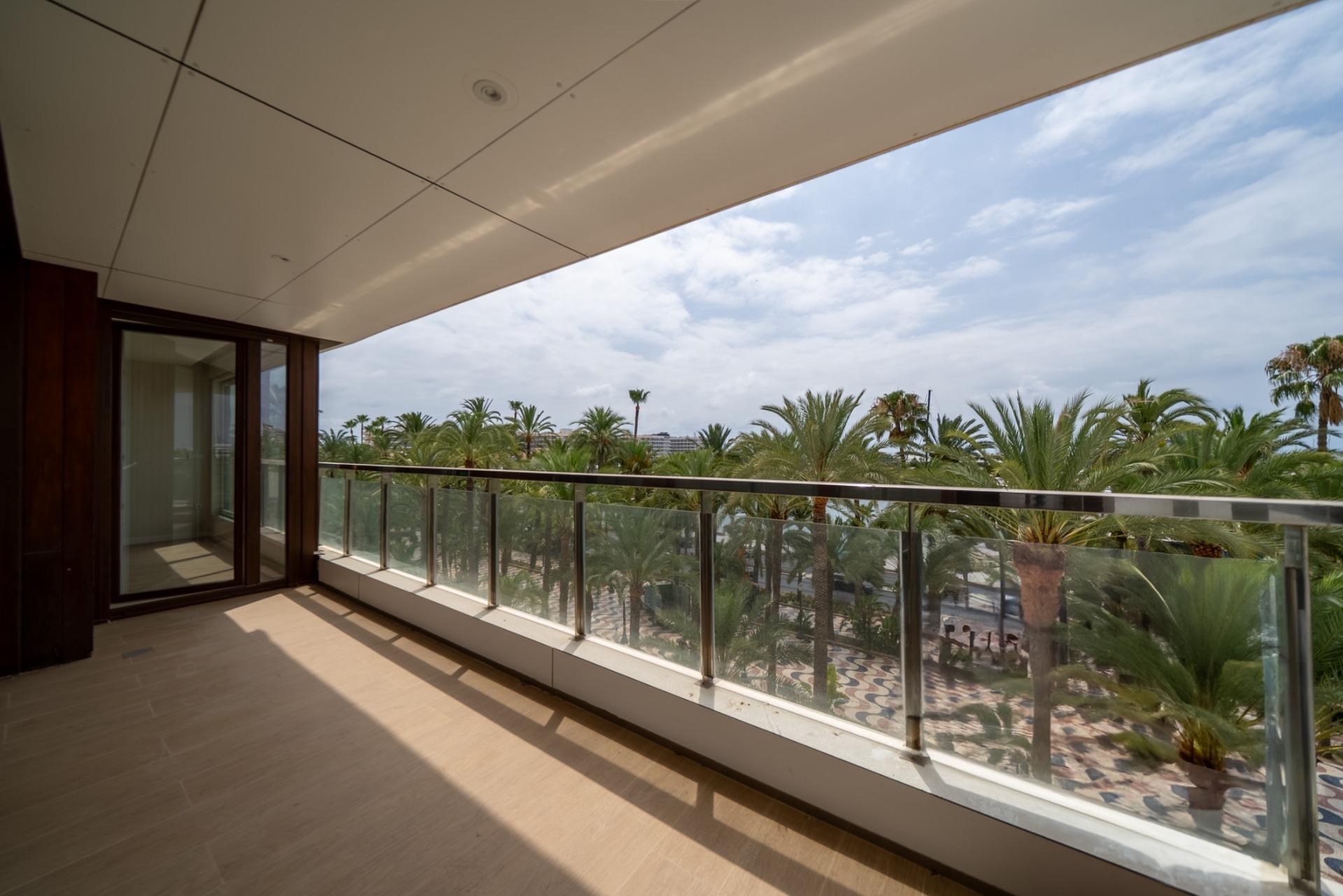Piso de Lujo con Espectaculares Vistas en la Explanada de España, Alicante