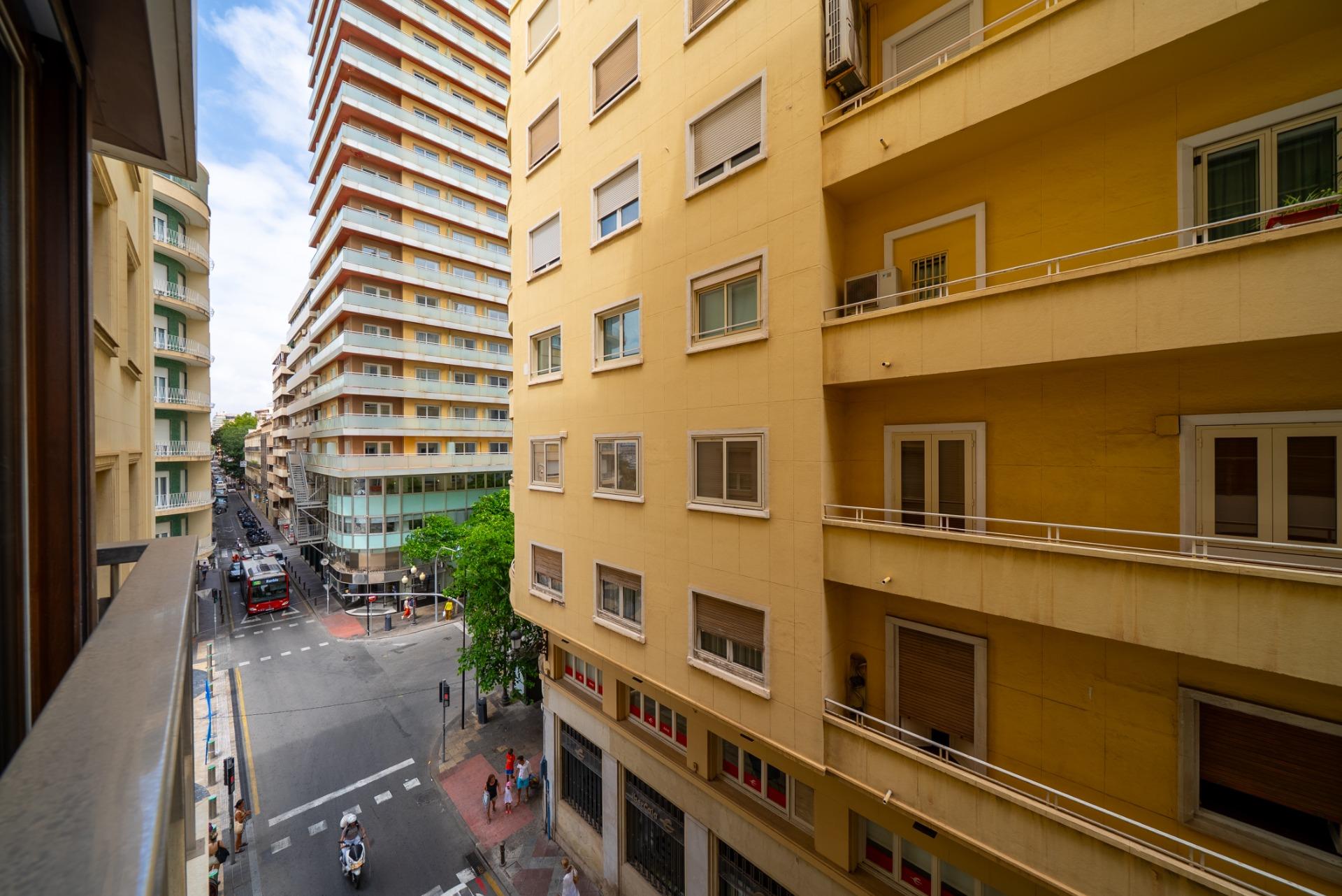 Piso de Lujo con Espectaculares Vistas en la Explanada de España, Alicante