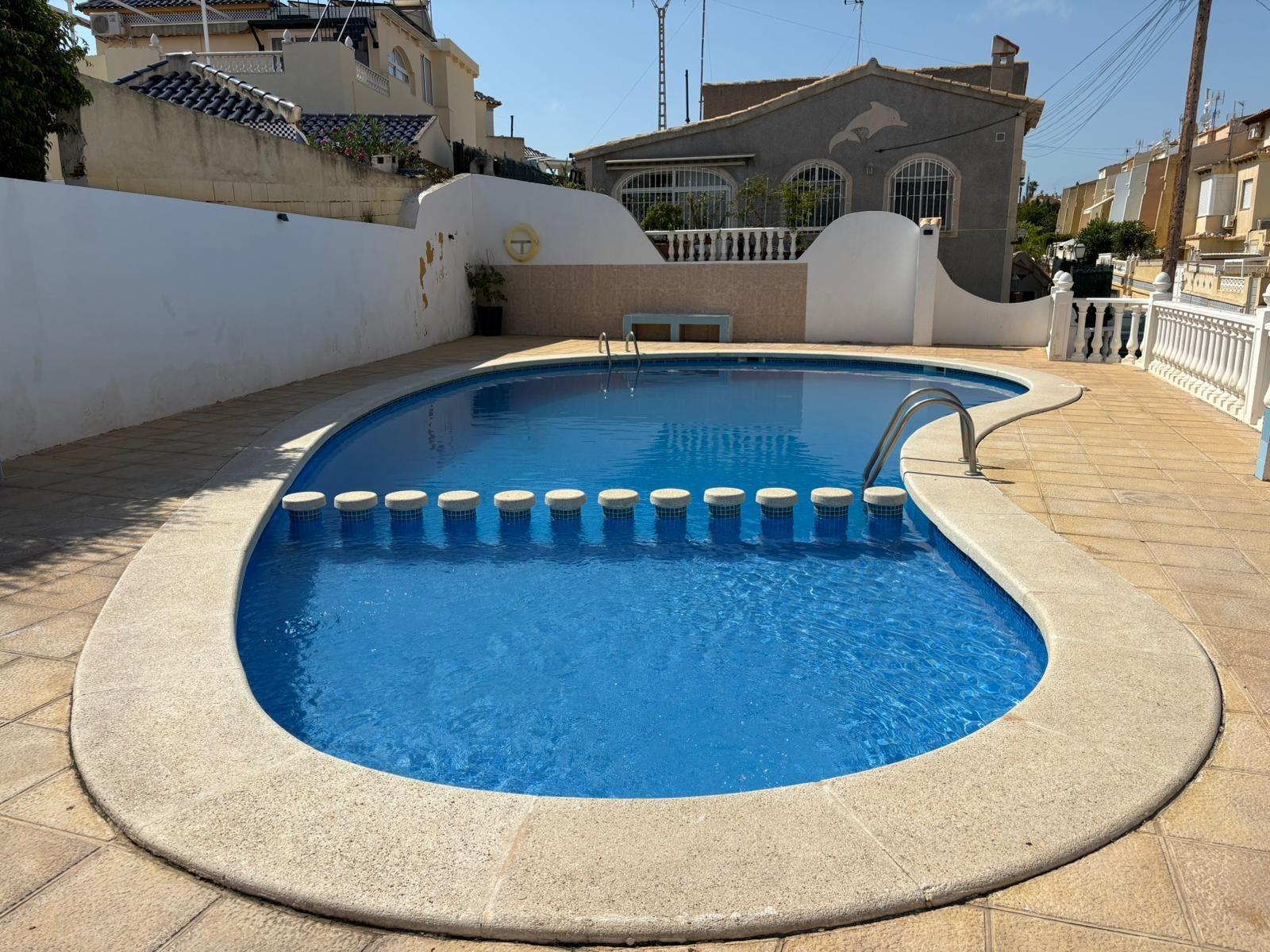 Your new home awaits! 🏡✨ RENOVATED TOWNHOUSE 3 BED 2 BATHS 2 TERRACES WITH COMMUNITY POOL