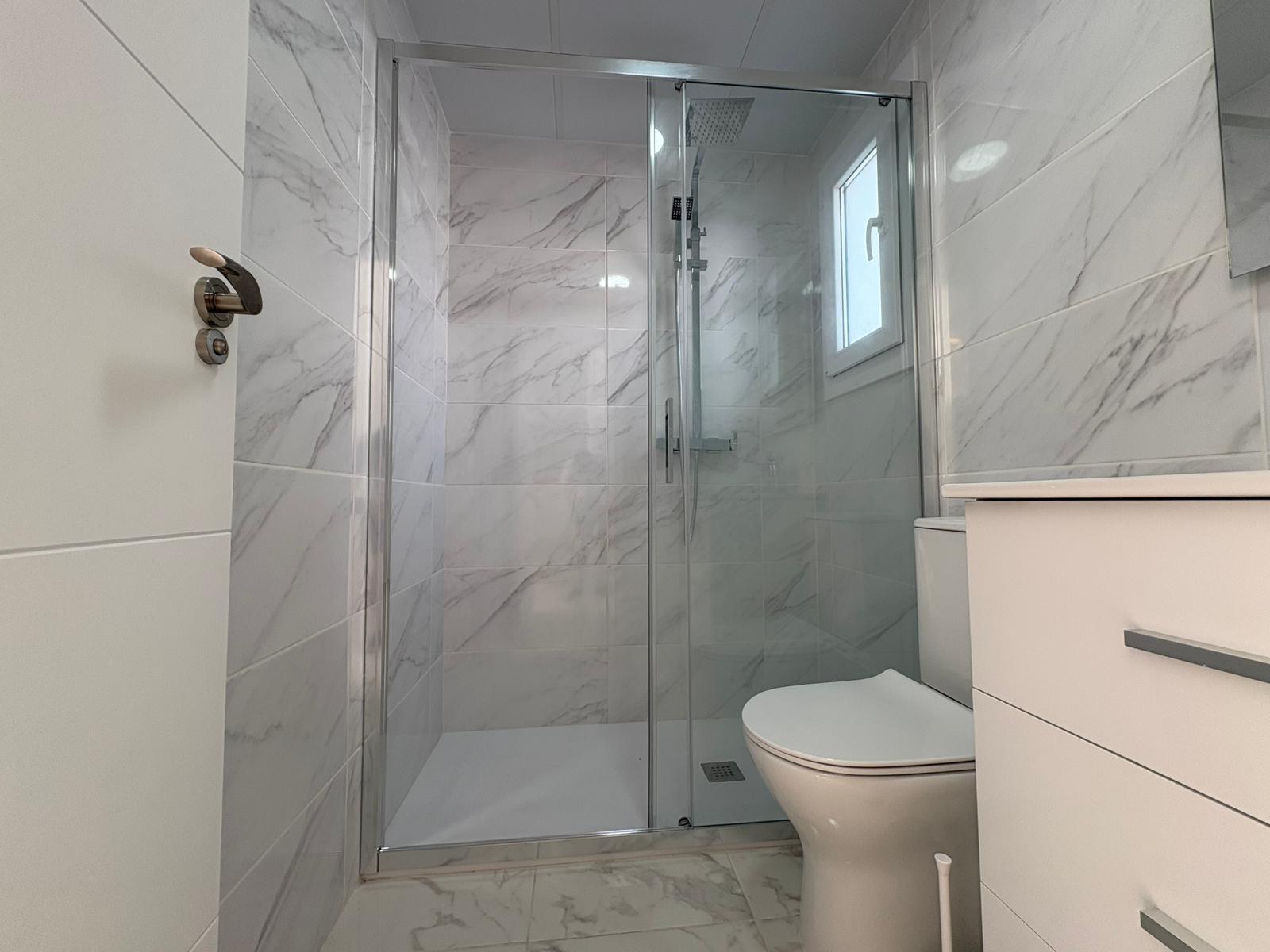 Your new home awaits! 🏡✨ RENOVATED TOWNHOUSE 3 BED 2 BATHS 2 TERRACES WITH COMMUNITY POOL