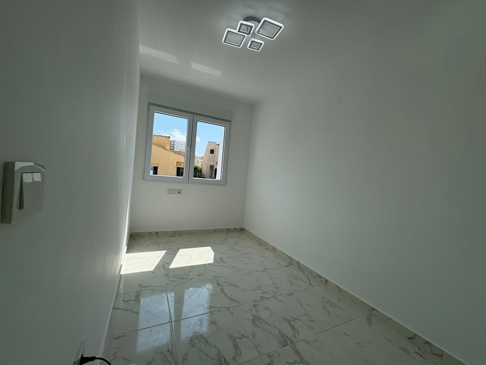 Your new home awaits! 🏡✨ RENOVATED TOWNHOUSE 3 BED 2 BATHS 2 TERRACES WITH COMMUNITY POOL