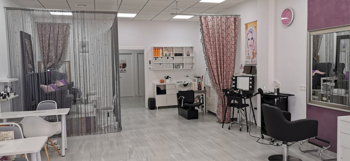 2-1-10 COMMERCIAL PREMISES IN LA ZENIA