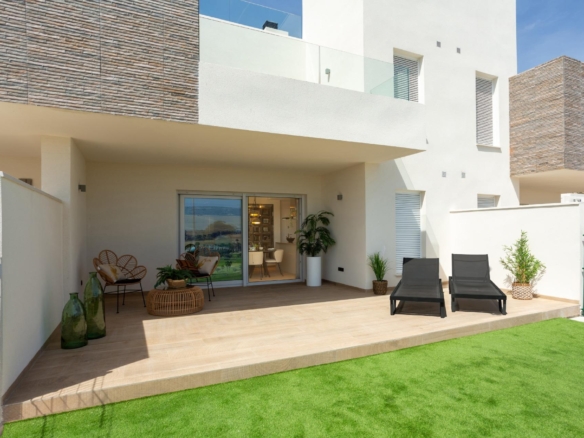 APARTAMENTOS DE OBRA NUEVA EN ALGORFA. RESIDENCIAL PRIVADA. 2 DORM. 2 BAÑOS. PISCINA. PARKING.