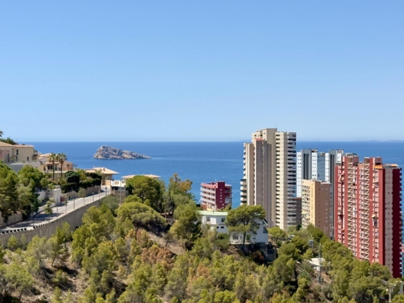 Apartamento con vistas al mar  con Licencia Turística en Benidorm