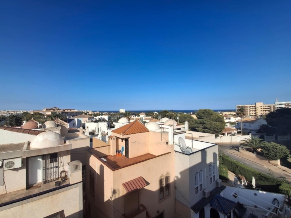 Spectacular Penthouse in La Zenia, Orihuela Costa – Sea Views and Steps from the Beach