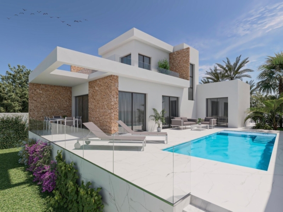 Luxurious villa just minutes from the beach
