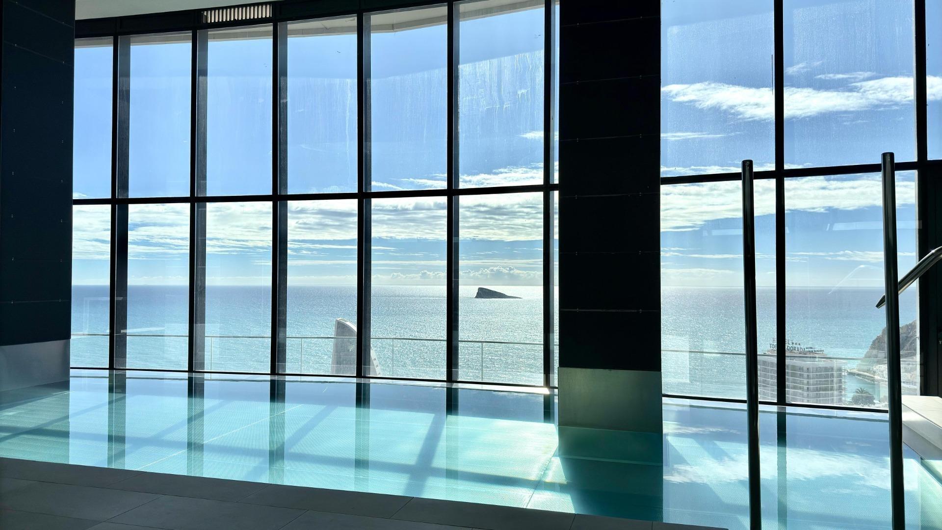 Luxe appartement te koop met prachtig uitzicht op zee
