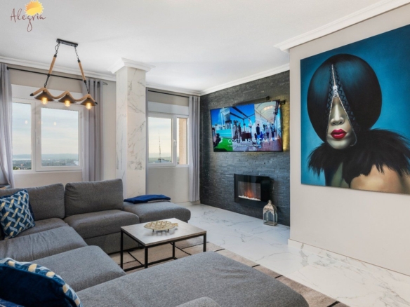Unique 170m2 Penthouse with Panoramic Views in Ciudad Quesada!
