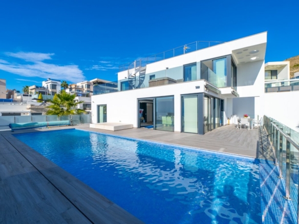 VILLA DE LUJO EN VENTA EN FINESTRAT – BALCON DE FINESTRAT