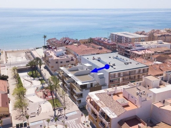NEXT TO THE BEACH AND WITH SIDE SEA VIEWS