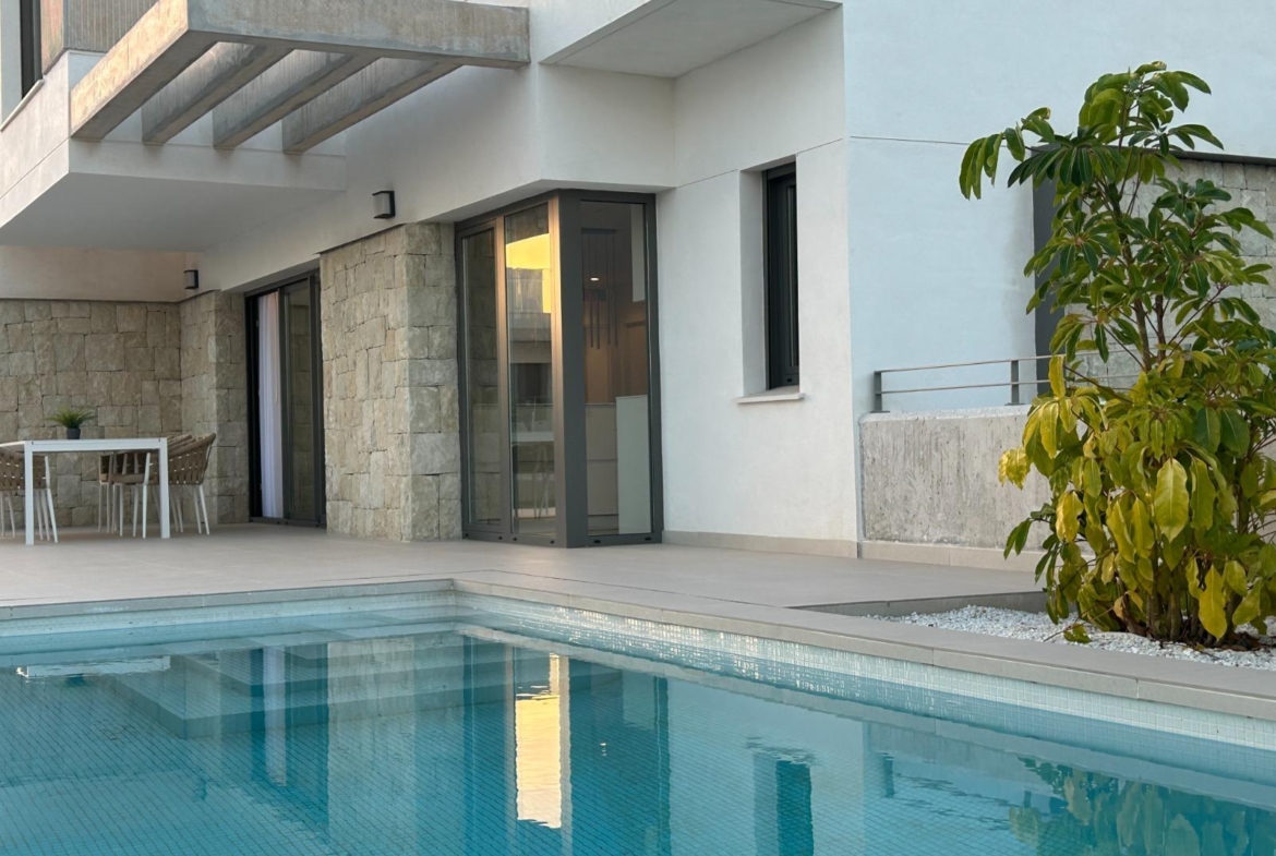 VILLA SKY – COSTABELLA WONINGEN
