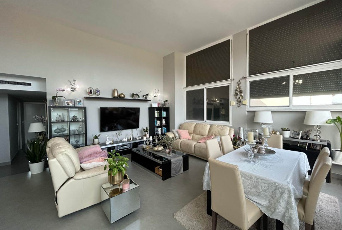 Luxe Penthouse in Cala de Finestrat: Een droom aan de Middellandse Zee