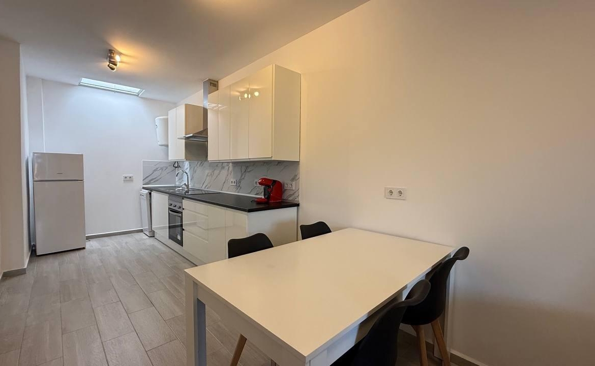 Bungalow with newly renovated, 2 bedrooms, 1 bathroom