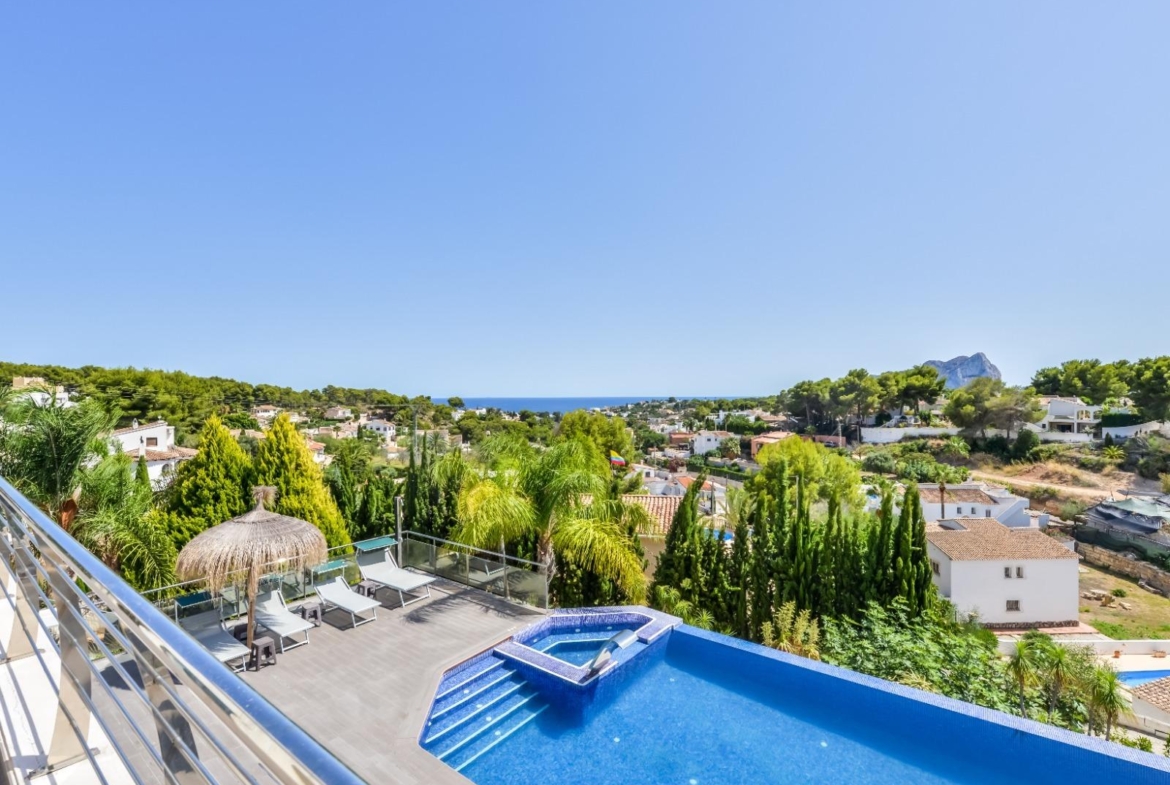 Modern and Luxurious Villa with Sea Views in Benissa 🌊