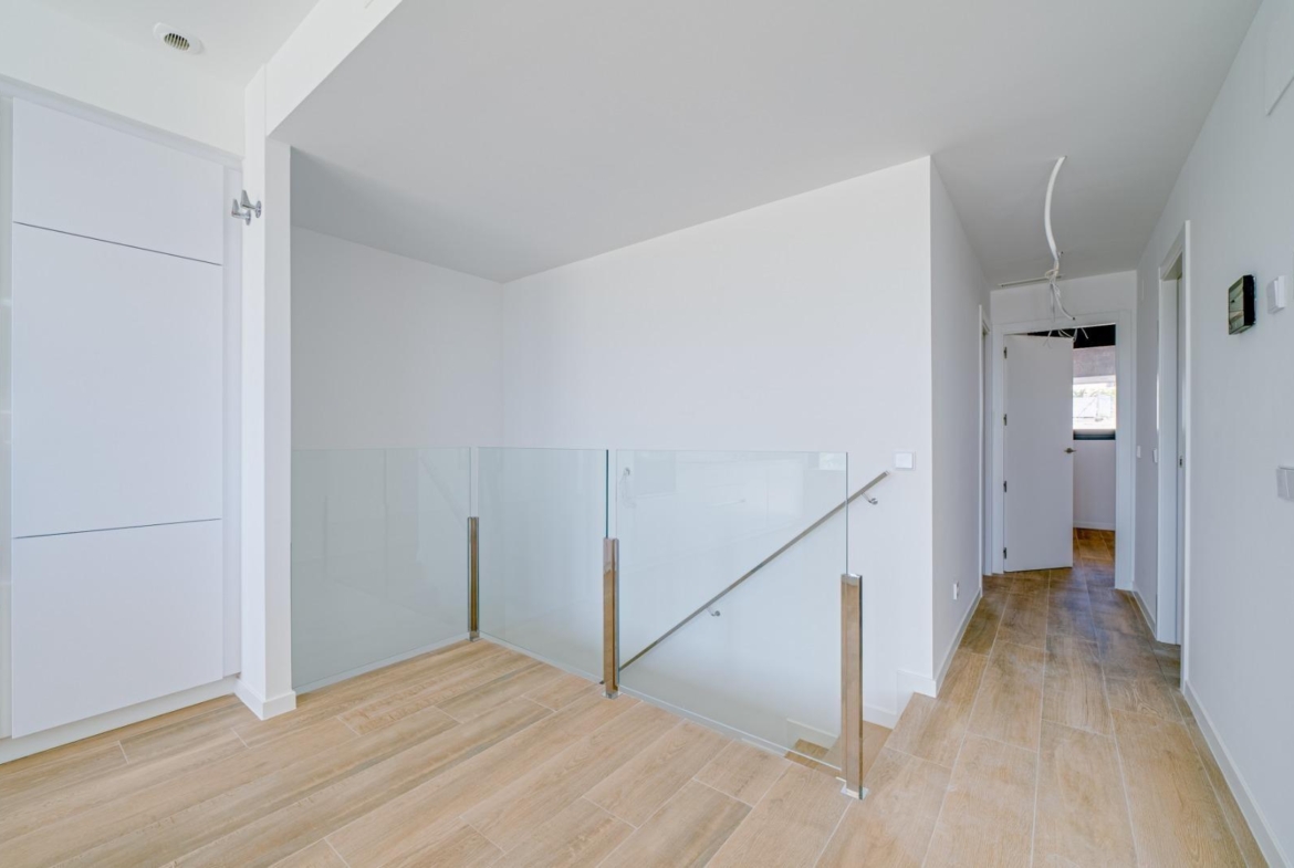 New spacious duplex in Finestrat.