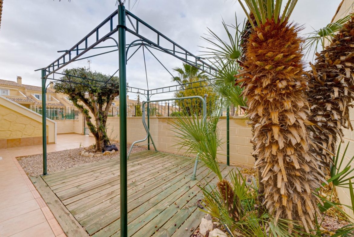 Large corner semi-detached house with sea views,