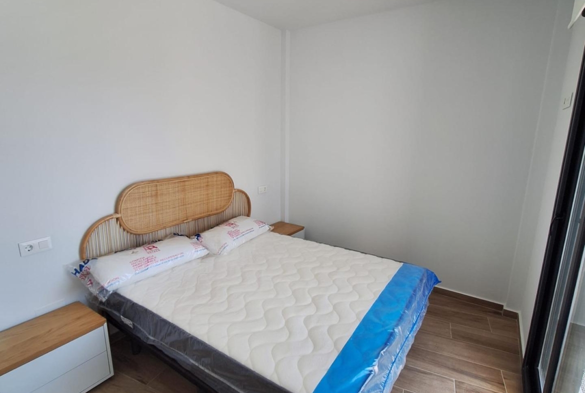 Nieuwbouw appartement in Villamartin met parkeerplaats en gemeenschappelijk zwembad
