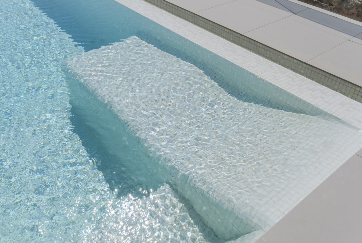 NEW CONSTRUCTION VILLAS 250 m FROM THE BEACH IN CAMPOAMOR