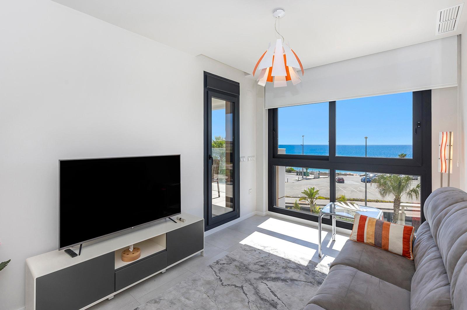 2-11-113 APARTAMENTO CON VISTAS AL MAR EN MIL PALMERAS. 2 DORM. 2 BAÑOS. GARAJE+TRASTERO. TERRAZA 20 M2.