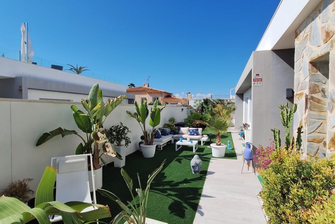 Mooie luxe villa in La Siesta