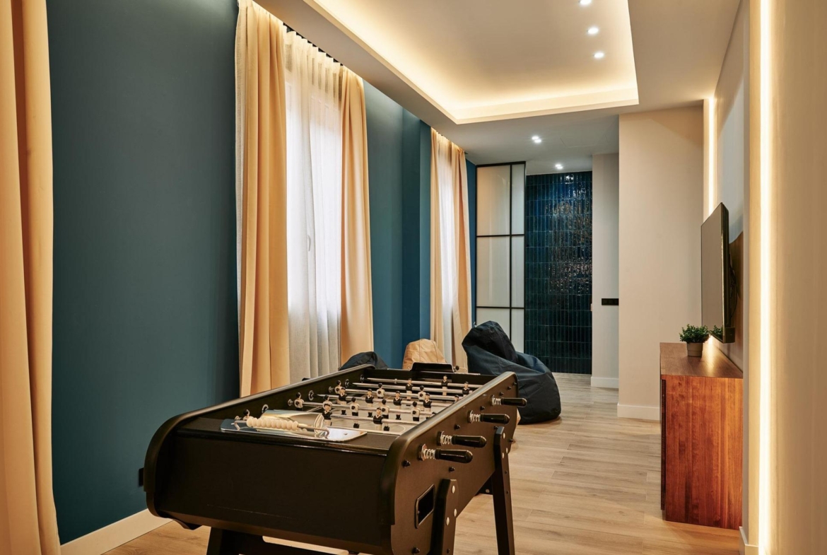 EXCLUSIVE BRAND NEW RENOVATED APARTMENT IN THE CENTER OF MADRID