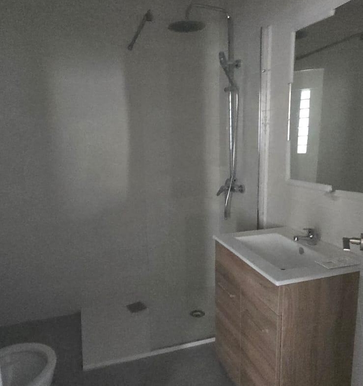 PLANTA BAJA 1 HABITACION Y 1 BAÑO