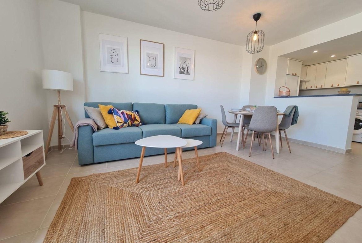 APATAMENTO CON PARKING+PISCINA EN ORIHUELA COSTA. 2 DORM. 2 BAÑOS. 85 M2.