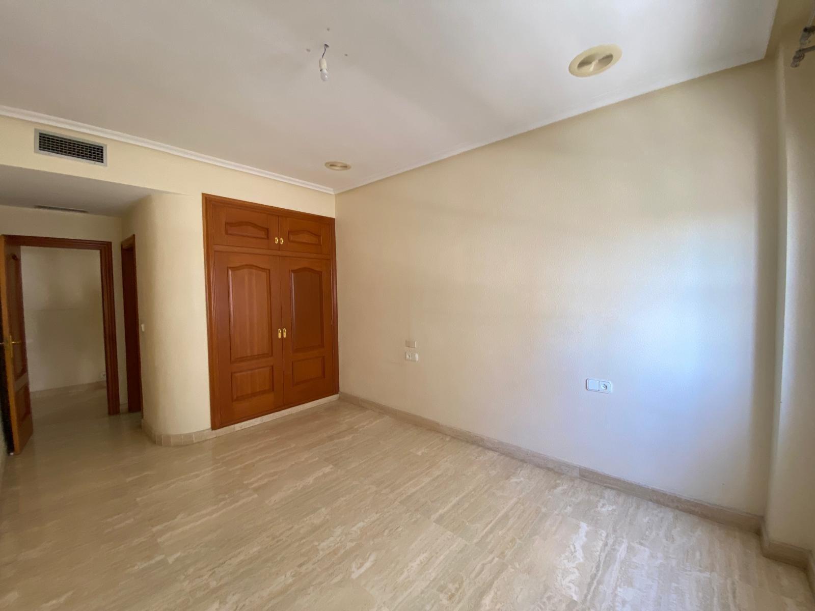 Apartamento con vistas al mar