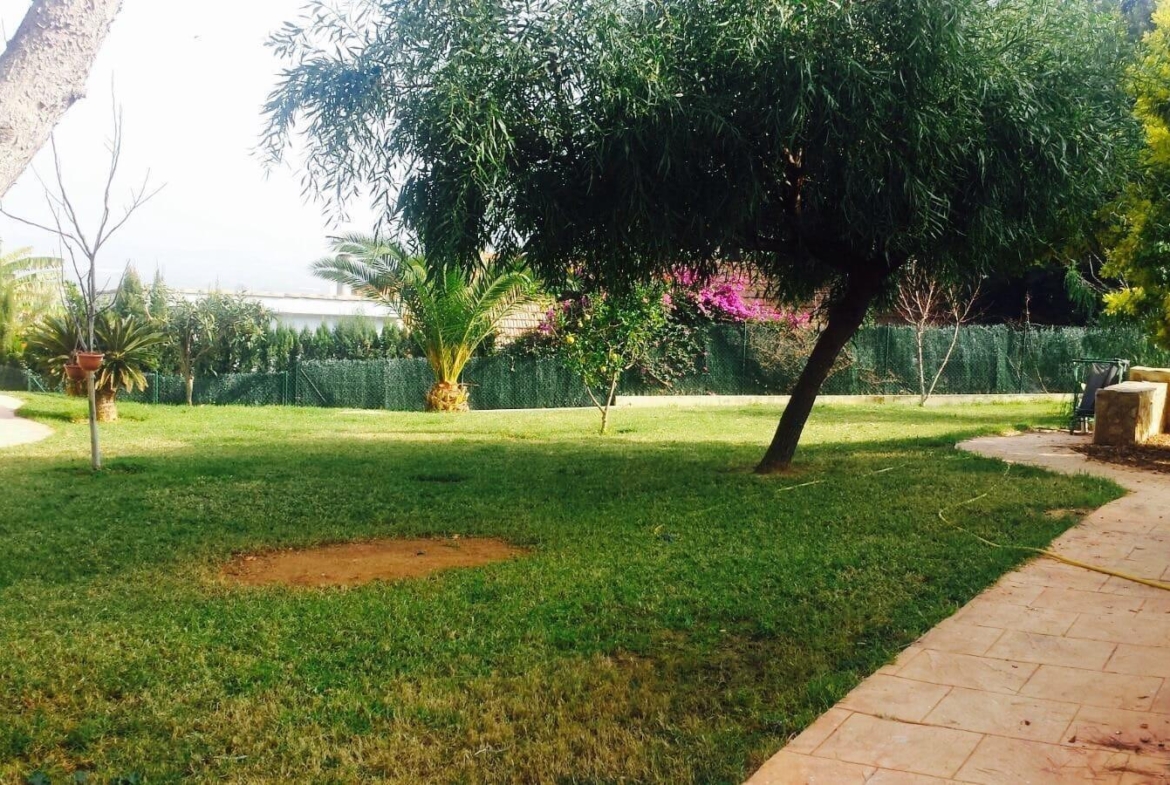 Villa de lujo en Picassent — Urbanización El Pinar 3