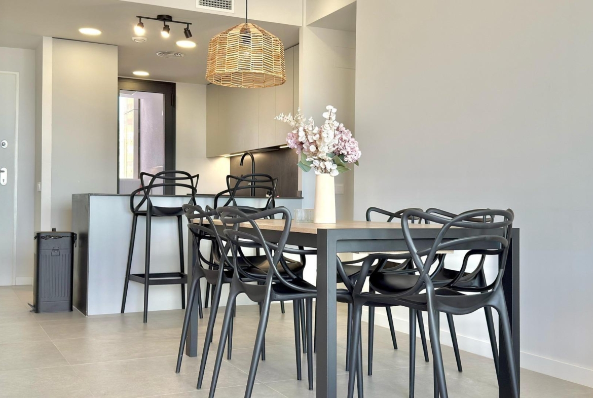 Luxe appartement te koop met prachtig uitzicht op zee