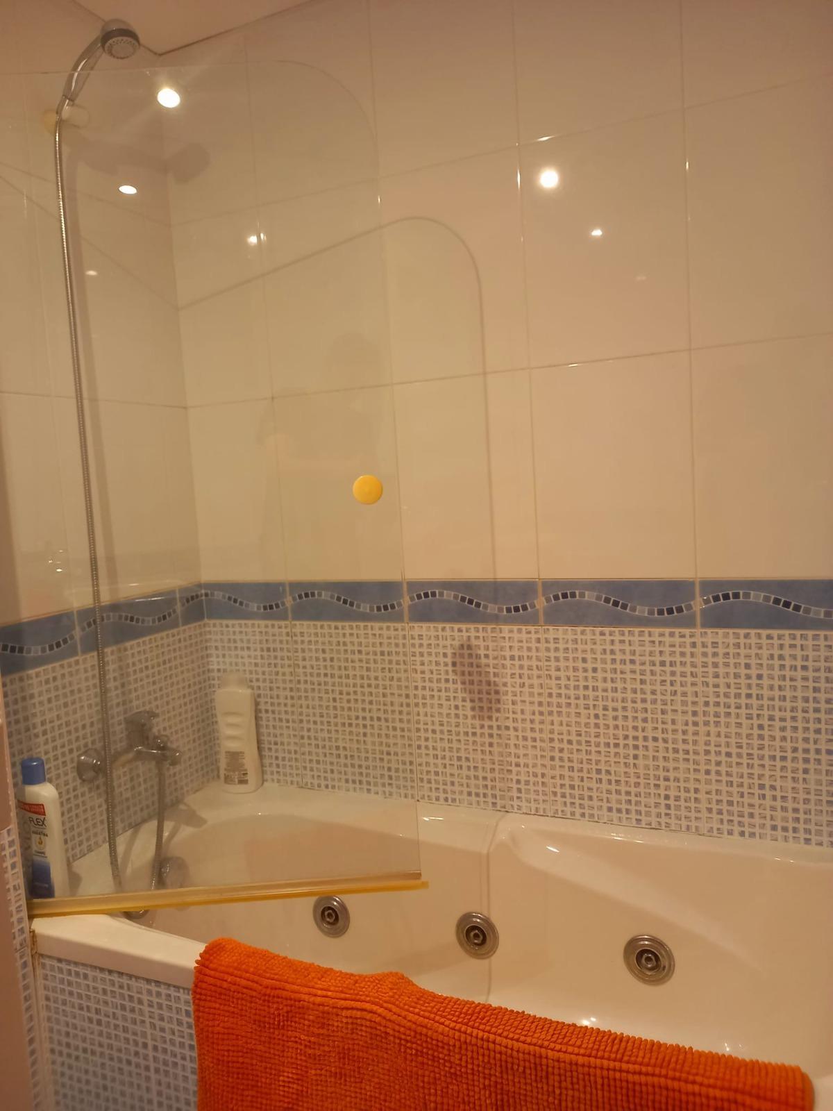 Amplio y Moderno Apartamento en el Corazón de San Juan, Alicante