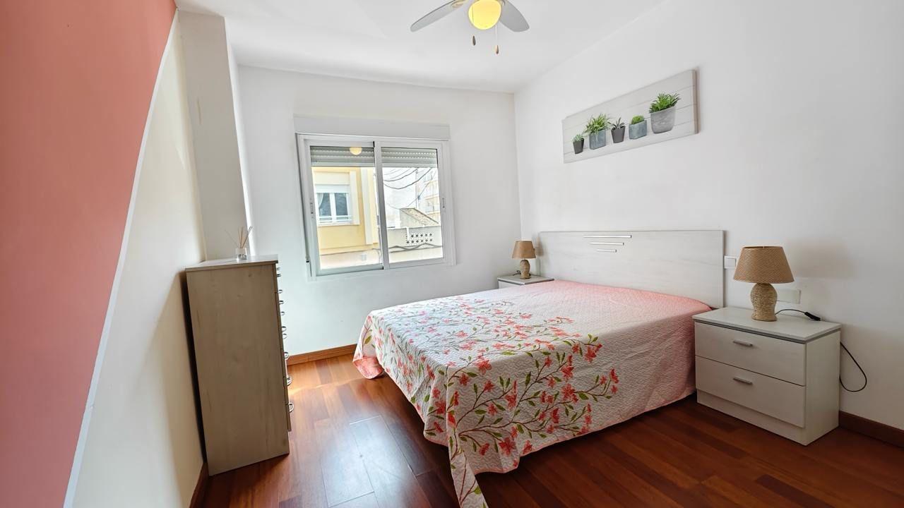 APPARTAMENTO A 300 METROS DE PLAYA CON 3 DORM. 2 BAÑOS CON SUPERFICIE DE 108 M2.