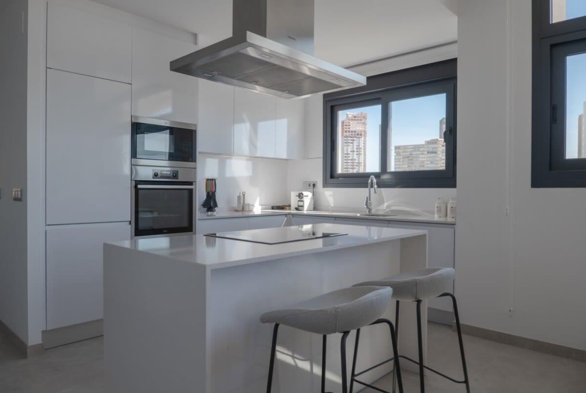 Stunning apartment in Sunset Cliffs, Benidorm