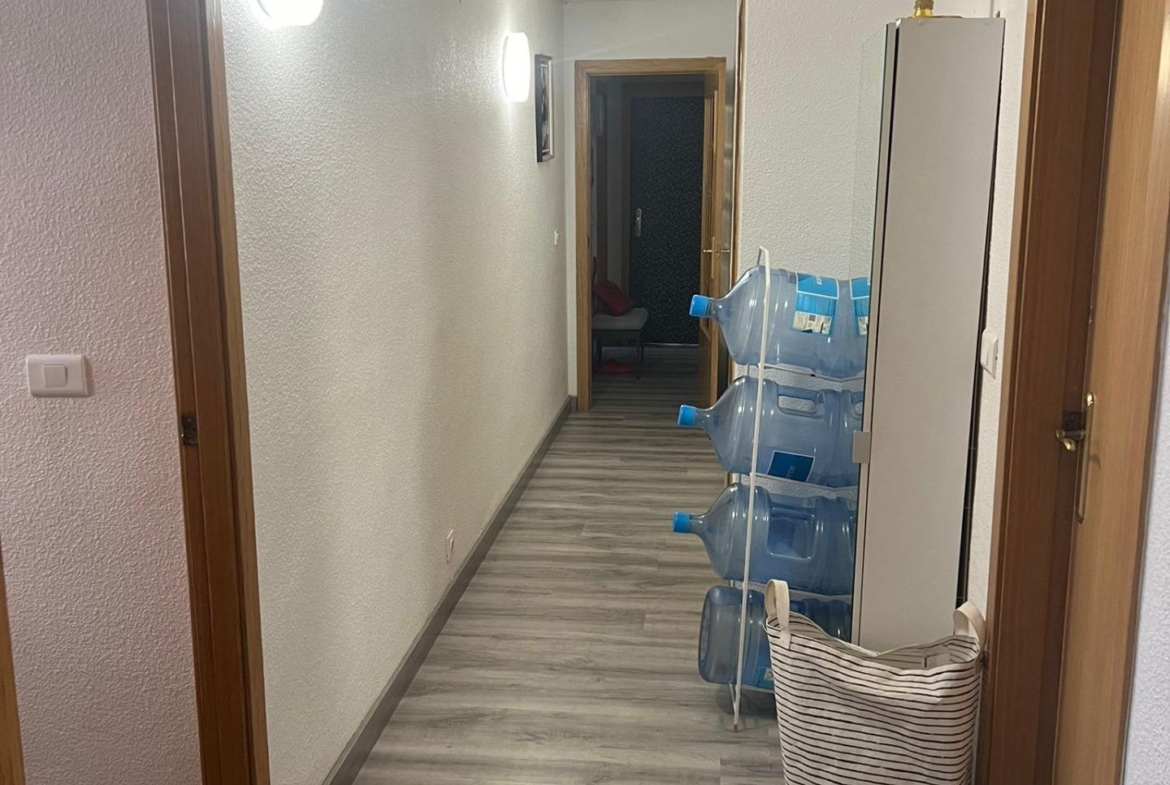 Spacious and Modern Renovated Apartment in San Blas, Alicante