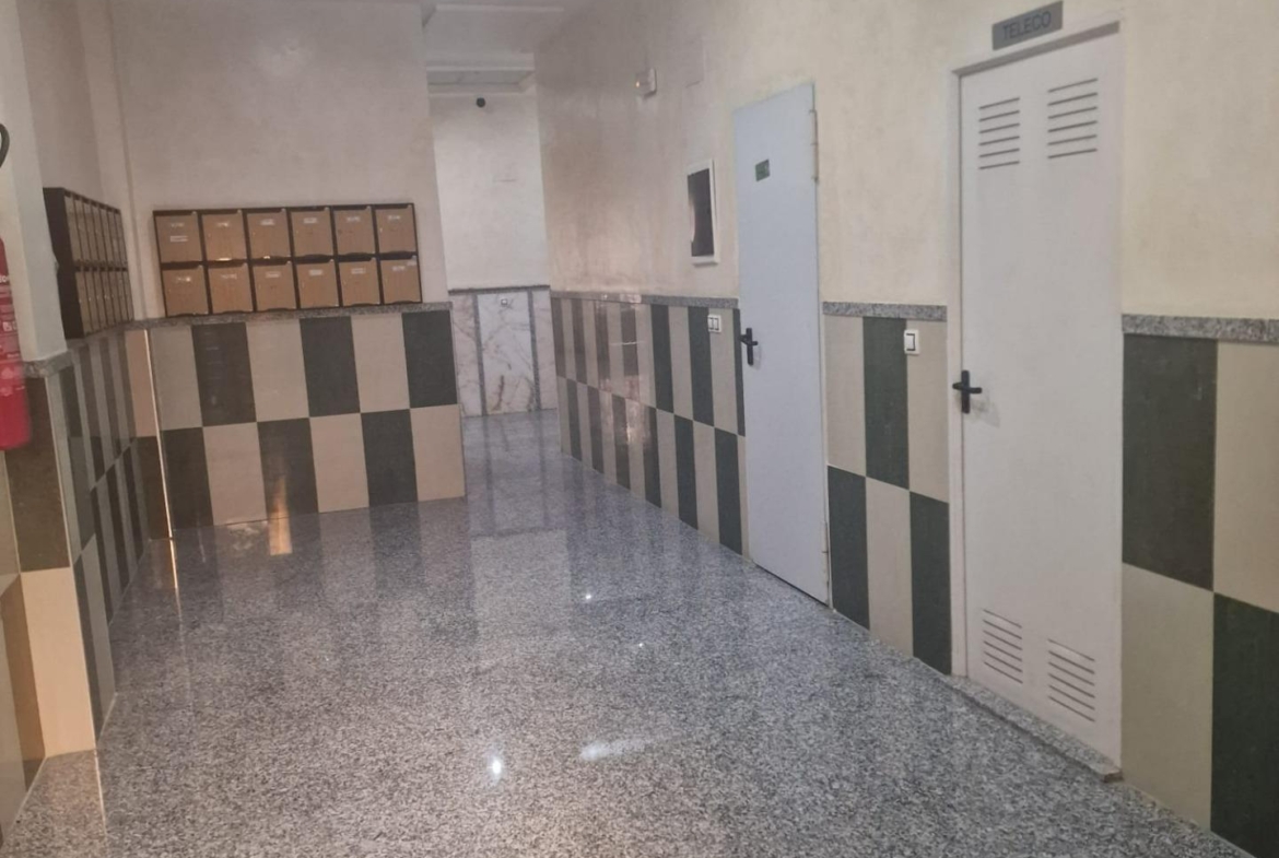 OPORTINIDAD!! APPARTAMENTO EN CABALLERA DE RODAS 2 HABS PISCINA COMUNITARIA 159.900
