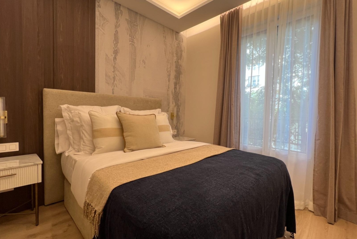 ELEGANT FULLY RENOVATED LUXURY APARTNEMT IN LISTA, MADRID