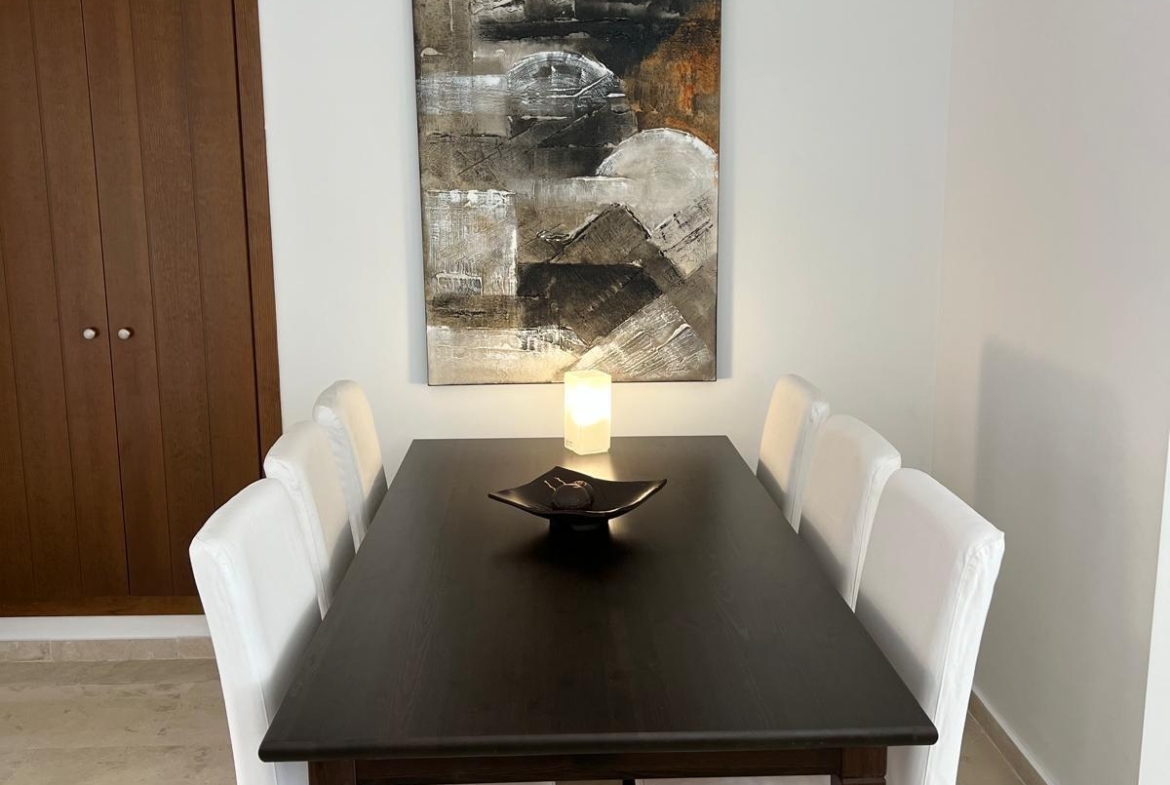 La Entrada ! Enorme apartamento en una de las mejores zonas de Costa Blanca !